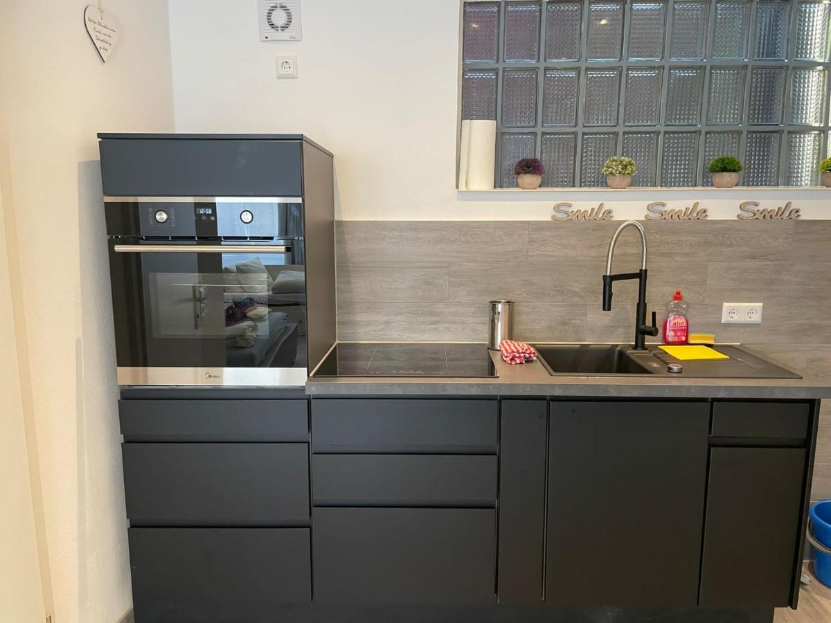 Ferienwohnung Beutelsbacherstr. 12 B สตุตการ์ต ภายนอก รูปภาพ