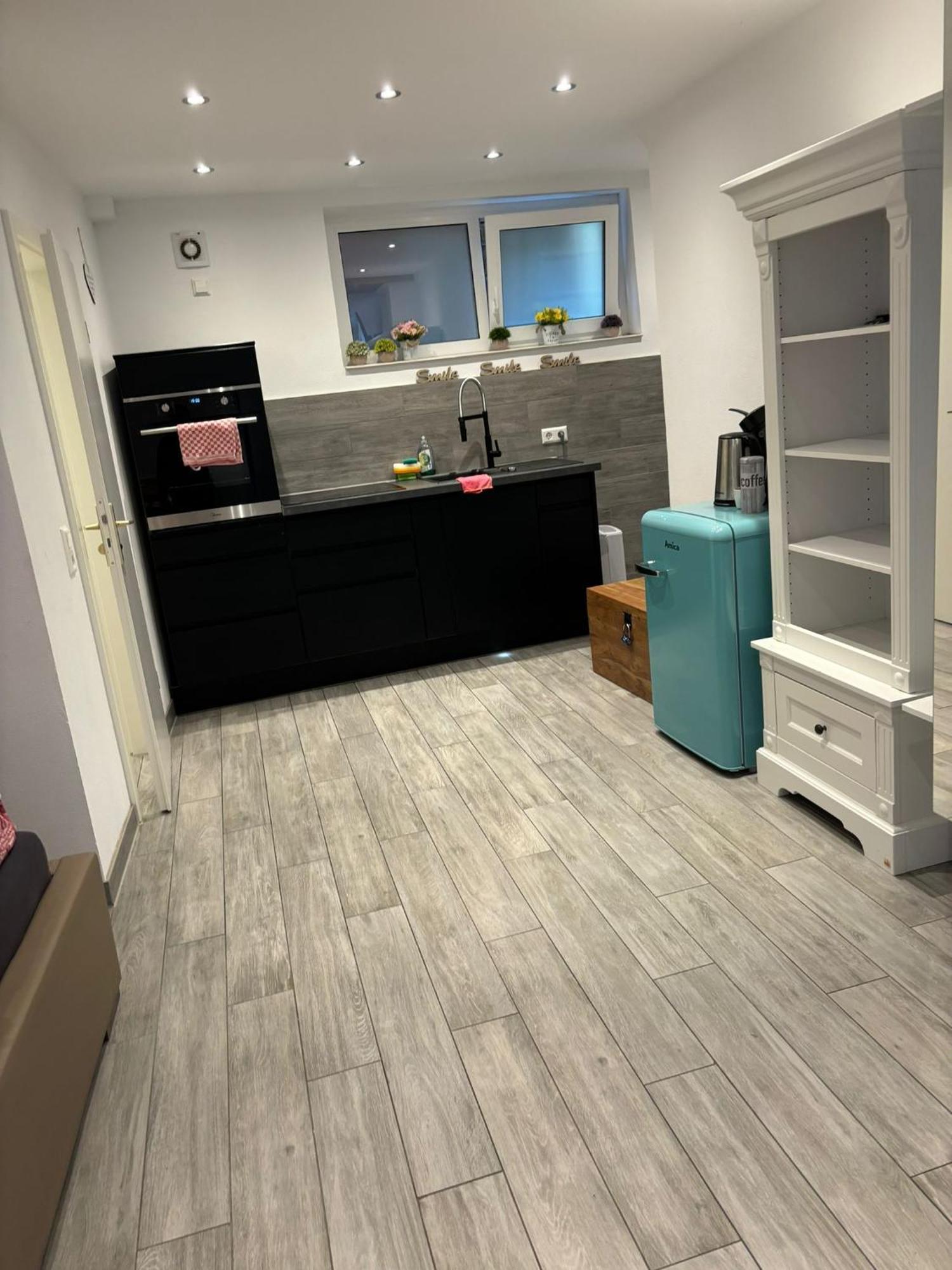 Ferienwohnung Beutelsbacherstr. 12 B สตุตการ์ต ภายนอก รูปภาพ